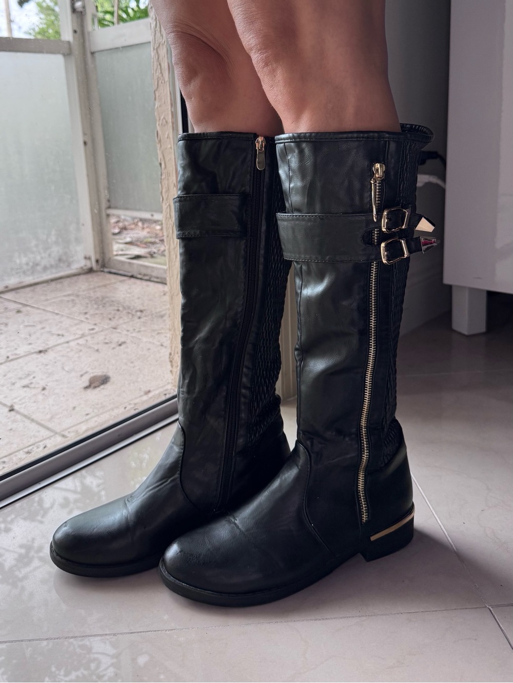 TOP Moda Black Knee-High Riding Boots with Gold Buckle Detail